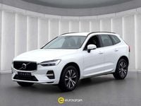 Usado Volvo XC60 Momentum 197 HP (144 kW) 2022 Branco SUV