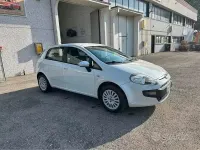 Usata Fiat Punto Evo Emotion 77 CV (56 kW) 2011 Bianco Utilitaria