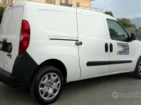 Usata Fiat Doblò 105 CV (77 kW) 2021 Bianco Monovolume
