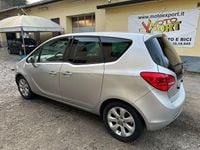 Usata Opel Meriva Cosmo 120 CV (88 kW) 2012 Argento Monovolume