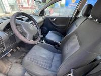 Occasion Opel Corsa 80 ch (58 kW) 2004 Gris Citadine