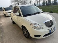 Usata Lancia Ypsilon 86 CV (63 kW) 2010 Bianco Utilitaria
