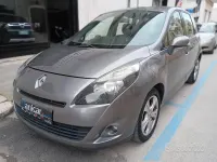 Usata Renault Scénic 110 CV (80 kW) 2010 Grigio Monovolume