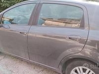 Usata Fiat Punto 75 CV (55 kW) 2015 Grigio Utilitaria