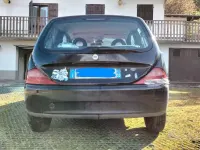 Usata Lancia Ypsilon 80 CV (58 kW) 2001 Utilitaria