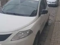 Usata Lancia Ypsilon 69 CV (50 kW) 2017 Bianco Utilitaria
