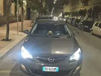 Usata Opel Astra 82 CV (60 kW) 2011 Berlina