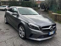 Usata Mercedes A180 Premium 109 CV (80 kW) 2016 Grigio Berlina