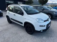 Usata Fiat Panda 4x4 85 CV (62 kW) 2020 Bianco Utilitaria