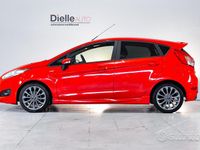 Usata Ford Fiesta ST-Line 101 CV (74 kW) 2017 Rosso (race red) Utilitaria