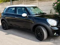 Usata Mini Cooper D Countryman 116 CV (85 kW) 2017 Nero SUV