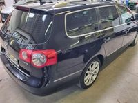 Usata VW Passat Highline 140 CV (102 kW) 2009 Nero Station wagon