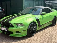 Usata Ford Mustang Premium 309 CV (227 kW) 2013 Verde Cabrio