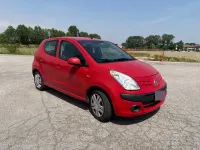 Usata Nissan Pixo 68 CV (50 kW) 2010 Rosso Utilitaria