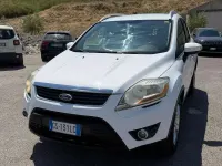 Usata Ford Kuga 140 CV (102 kW) 2012 Bianco SUV