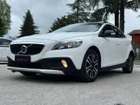 Usata Volvo V40 CC 120 CV (88 kW) 2018 Bianco Station wagon