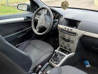 Usata Opel Astra 90 CV (66 kW) 2007 Blu Utilitaria