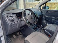 Usata Renault Captur 90 CV (66 kW) 2016 Grigio SUV
