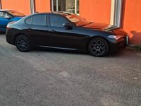 Usata Alfa Romeo Giulia 150 CV (110 kW) 2016 Nero Berlina