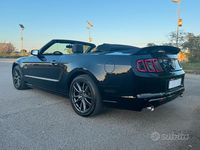 Usata Ford Mustang GT Convertible 420 CV (308 kW) 2014 Nero Cabrio