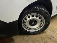 Usata Fiat Doblò 101 CV (74 kW) 2024 Bianco Monovolume