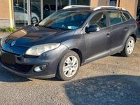 Usata Renault Mégane GrandTour 110 CV (80 kW) 2012 Grigio Station wagon