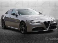 Usata Alfa Romeo Giulia Super 201 CV (147 kW) 2020 Grigio metallizzato Berlina