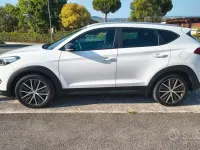 Usata Hyundai Tucson GO! 141 CV (103 kW) 2018 Bianco SUV