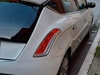 Usata Lancia Delta 120 CV (88 kW) 2012 Bianco Utilitaria