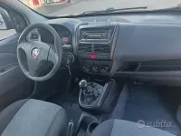 Usata Fiat Doblò 120 CV (88 kW) 2013 Bluazzurro Monovolume