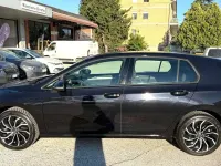 Usata VW Golf VIII Life 110 CV (80 kW) 2022 Deep black perlato Berlina