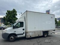 Usata Iveco Daily 176 CV (129 kW) 2011 Bianco Berlina