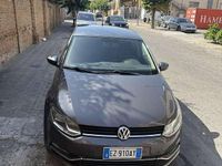 Usata VW Polo Highline 90 CV (66 kW) 2014 Grigio Berlina