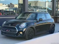 Usata Mini Cooper 75 CV (55 kW) 2017 Nero Utilitaria