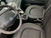 Usata Lancia Ypsilon Platinum 95 CV (69 kW) 2010 Nero Utilitaria