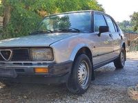 Usata Alfa Romeo Alfetta 122 CV (89 kW) 1984 Grigio(met.) Berlina