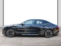 Usata BMW 540 M Sport 303 CV (222 kW) 2025 Nero metallizzato Berlina