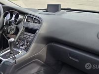 Usata Peugeot 5008 Allure 111 CV (81 kW) 2012 Blu Monovolume