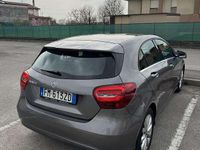 Usata Mercedes A180 Premium 109 CV (80 kW) 2018 Berlina