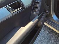 Usata Mercedes C320 Avantgarde 224 CV (164 kW) 2009 Argento Berlina