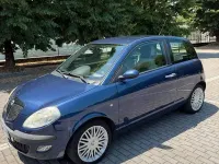 Usata Lancia Ypsilon 60 CV (44 kW) 2006 Bluazzurro Utilitaria