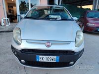 Usata Fiat Punto Evo Dynamic 69 CV (50 kW) 2011 Argento Utilitaria