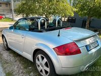 Usata Audi TT Roadster 180 CV (132 kW) 2000 Grigio Cabrio
