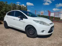Usata Ford Fiesta 96 CV (70 kW) 2009 Bianco Berlina