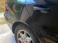 Usata Mercedes C220 125 CV (91 kW) 2002 Nero Berlina