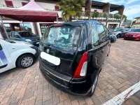 Usata Lancia Musa 95 CV (69 kW) 2008 Bianco Monovolume