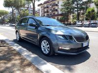 Usata Skoda Octavia G-TEC Executive 110 CV (80 kW) 2017 Blu/azzurro Station wagon