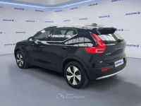 Gebraucht Volvo XC40 129 PS (94 kW) 2022 Schwarz SUV