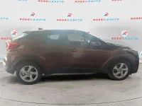 Usata Toyota C-HR Active 122 CV (89 kW) 2018 Bronzo SUV