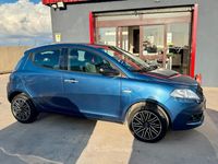 Usata Lancia Ypsilon S 70 CV (51 kW) 2023 Blu/azzurro Utilitaria